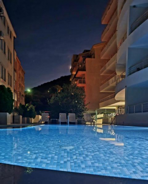 Anja & Ogo apartments with Pool _